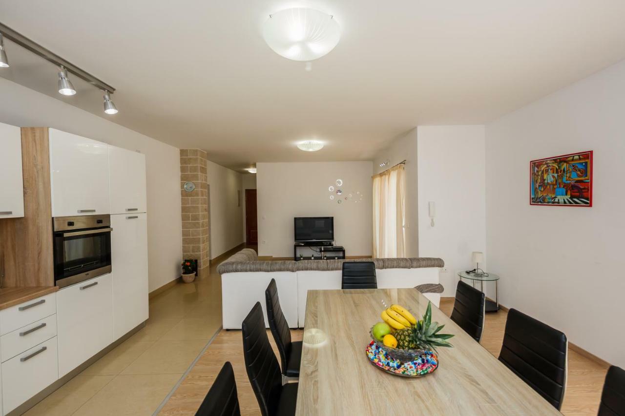 ספליט Apartments Selak מראה חיצוני תמונה