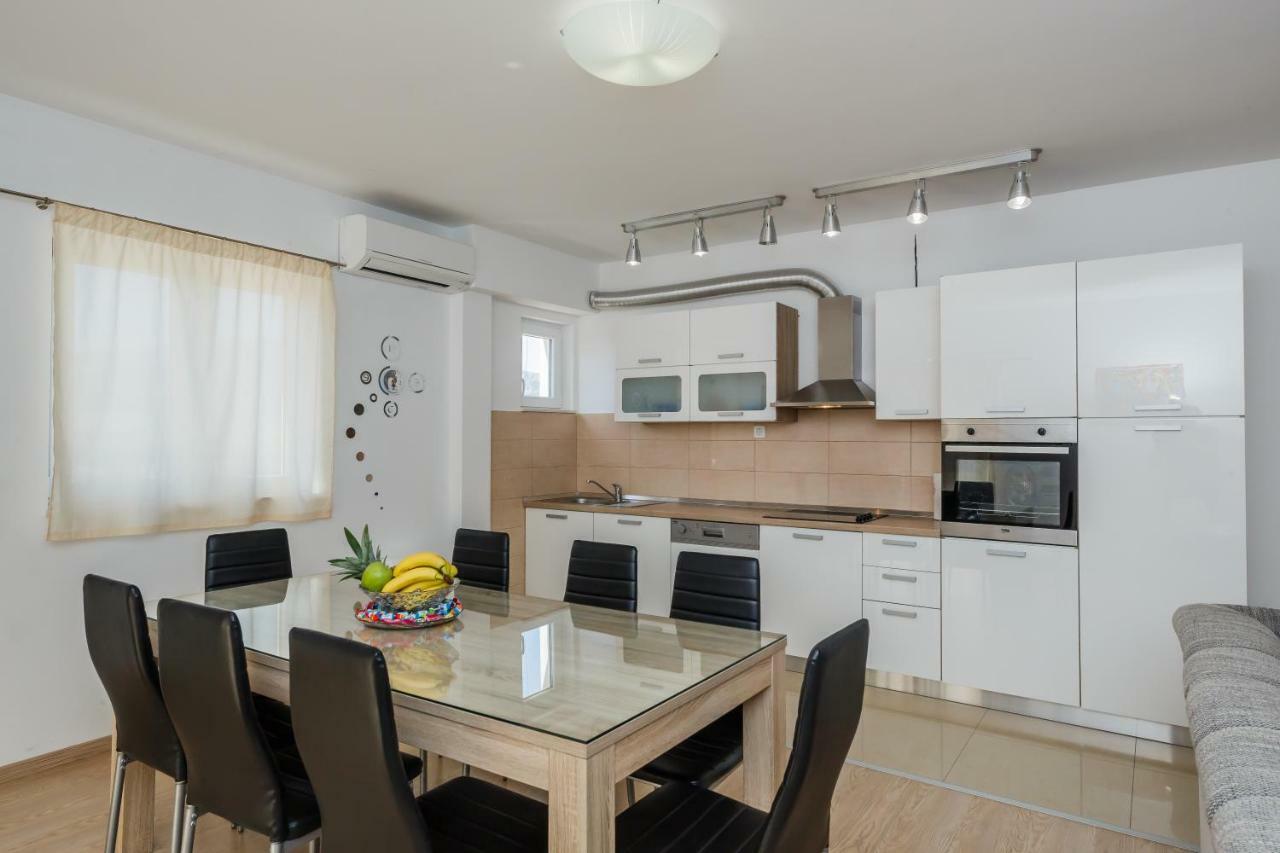 ספליט Apartments Selak מראה חיצוני תמונה