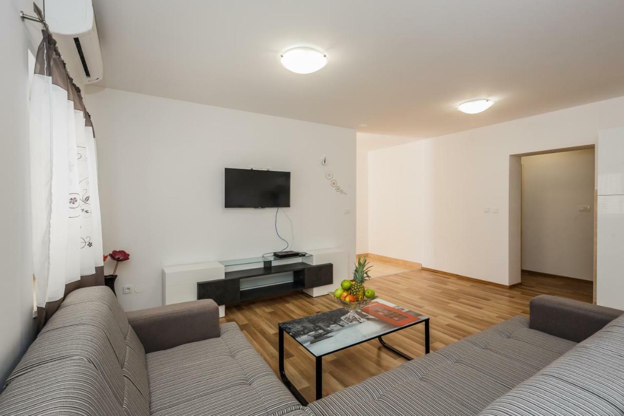 ספליט Apartments Selak מראה חיצוני תמונה